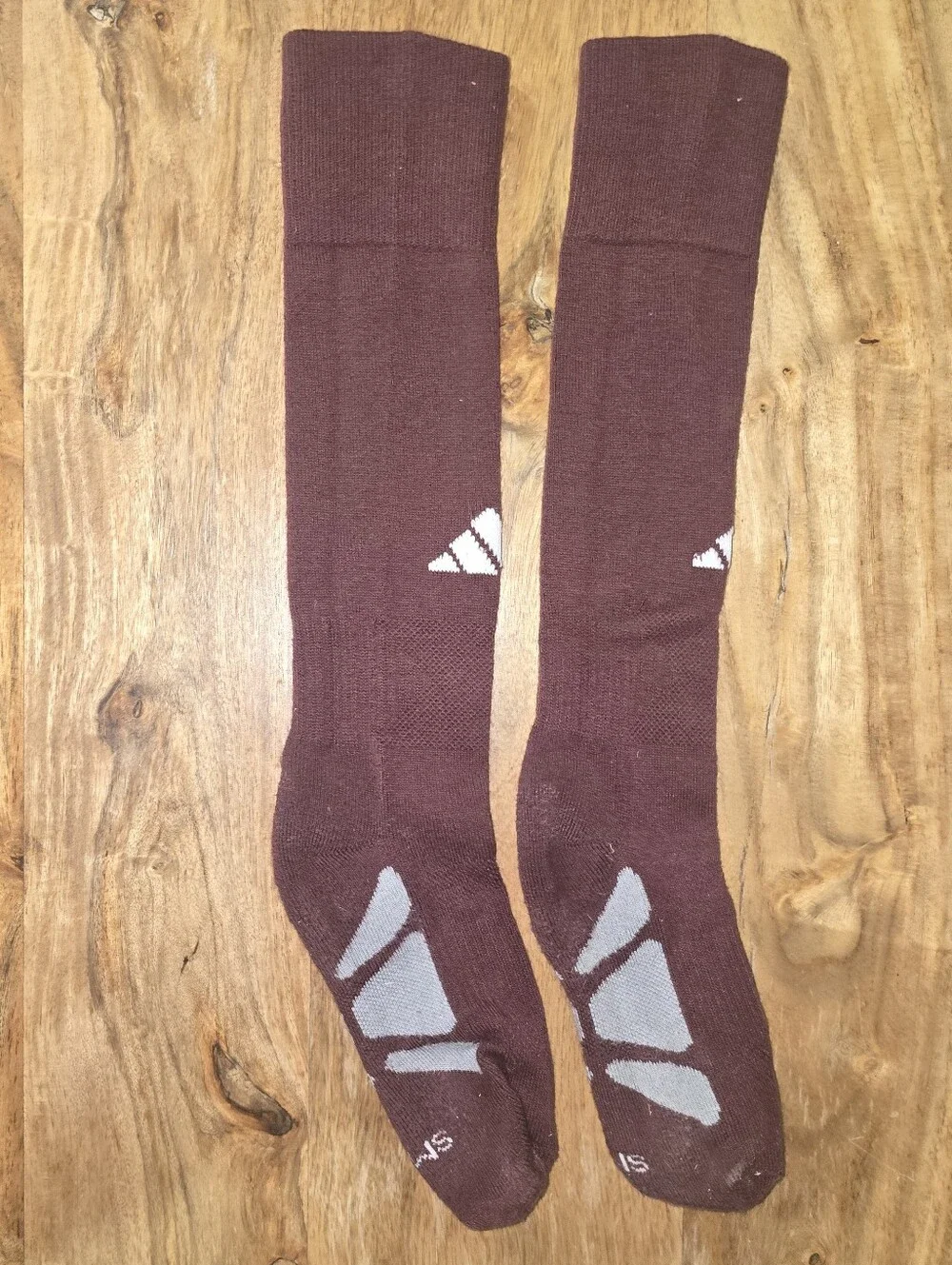 Adidas Utility All Sport Maroon Socks Mens Size: Small